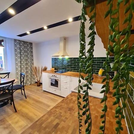 Uroczy Apartament Blisko Centrum - 10 Min Do Plazy Gdynia Exteriör bild